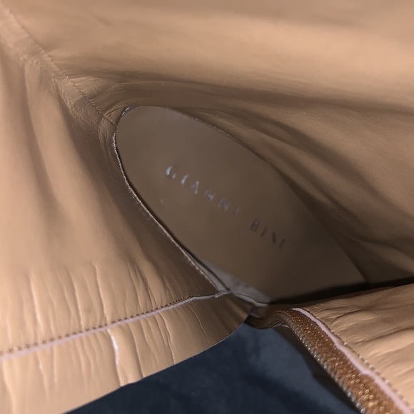 Gianni Bini Camel Leather Boots — 8.5 - Picture 16 of 16